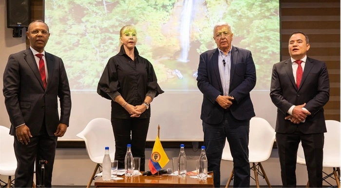 Coljuegos y Gobernaci&oacute;n del Valle firmaron pacto para combatir los juegos de suerte y azar ilegales